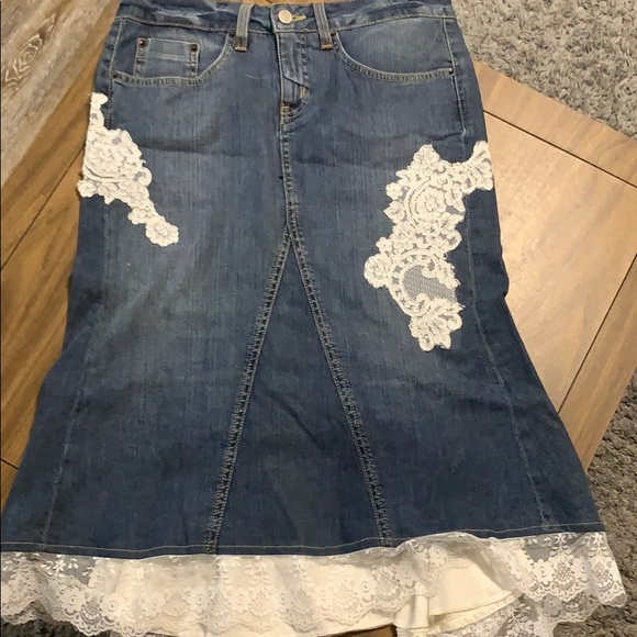 bebe denim skirt